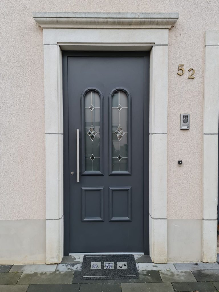 Réalisation porte d’entrée – Fermé-Lux Luxembourg