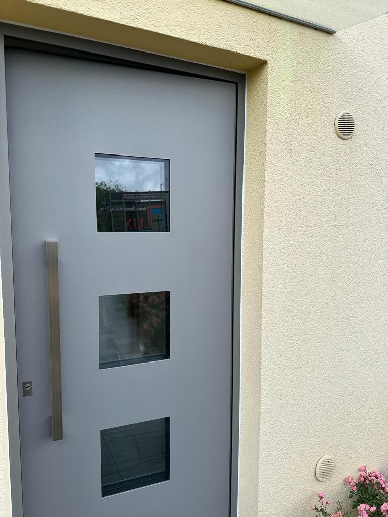 Réalisation porte d’entrée – Fermé-Lux Luxembourg