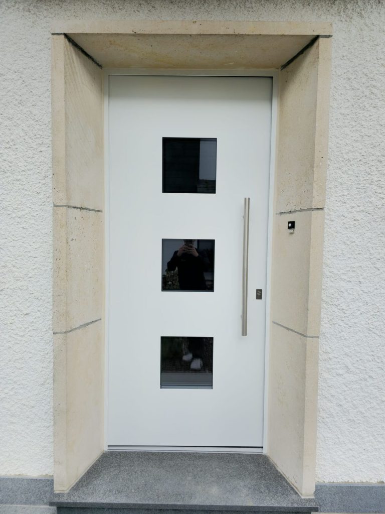 Réalisation porte d’entrée – Fermé-Lux Luxembourg
