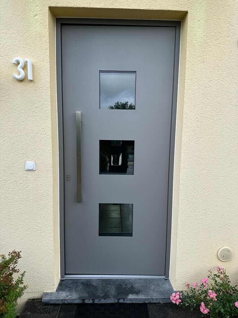 Réalisation porte d’entrée – Fermé-Lux Luxembourg