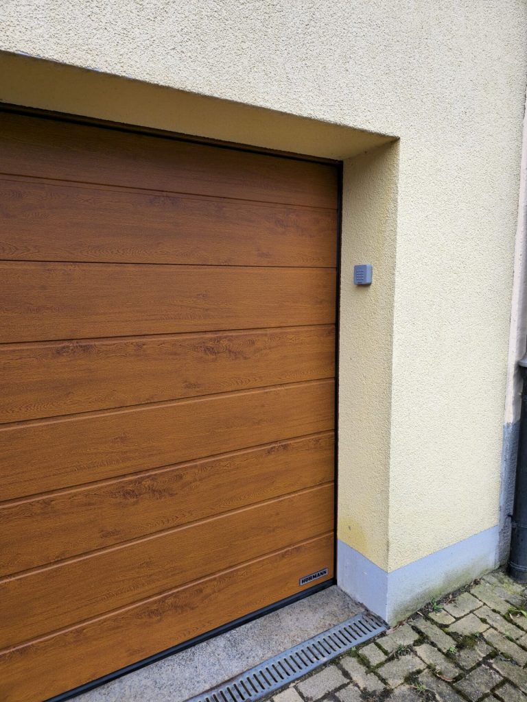 Réalisation porte de garage – Fermé-Lux Luxembourg