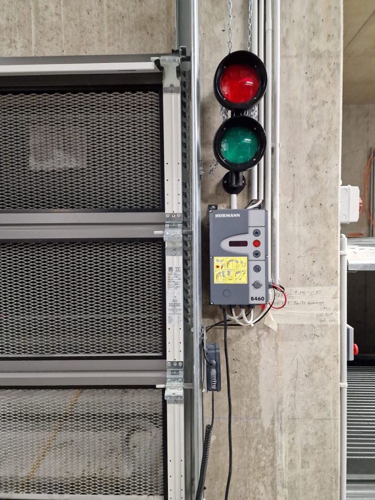 Réalisation porte de garage – Fermé-Lux Luxembourg
