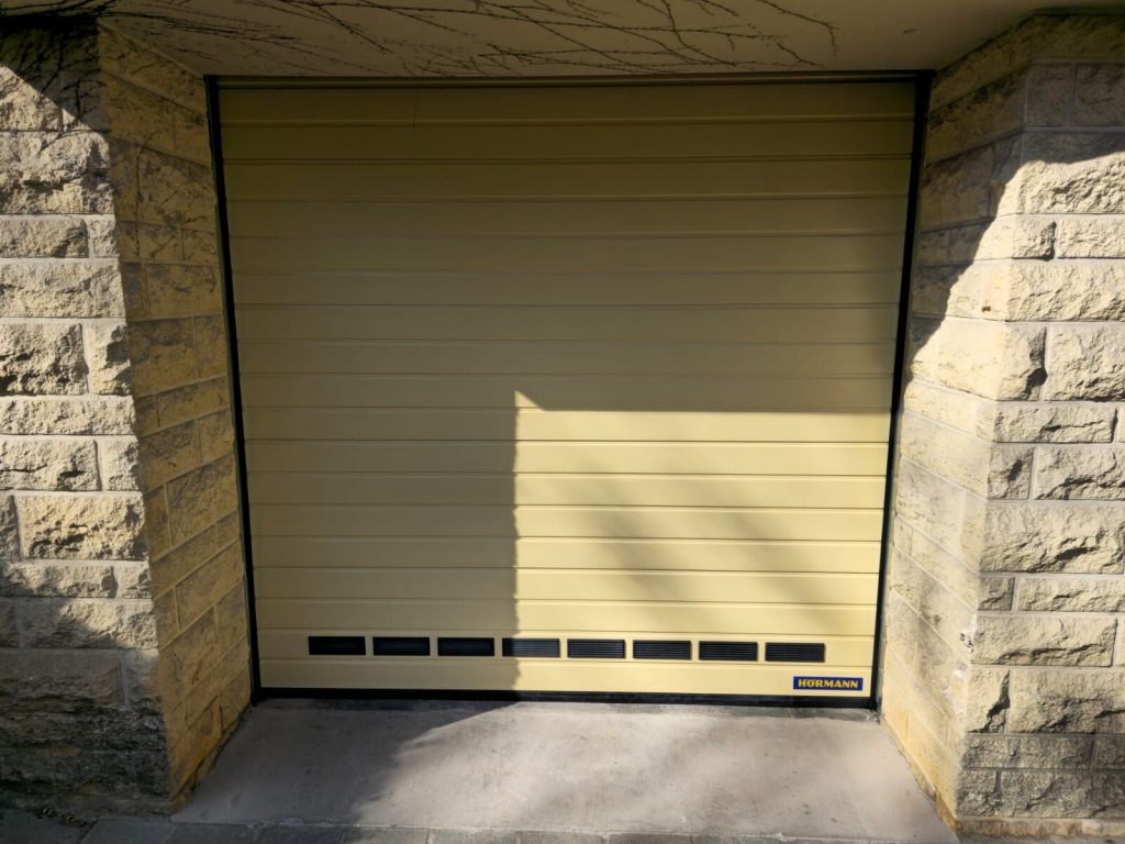 Réalisation porte de garage – Fermé-Lux Luxembourg