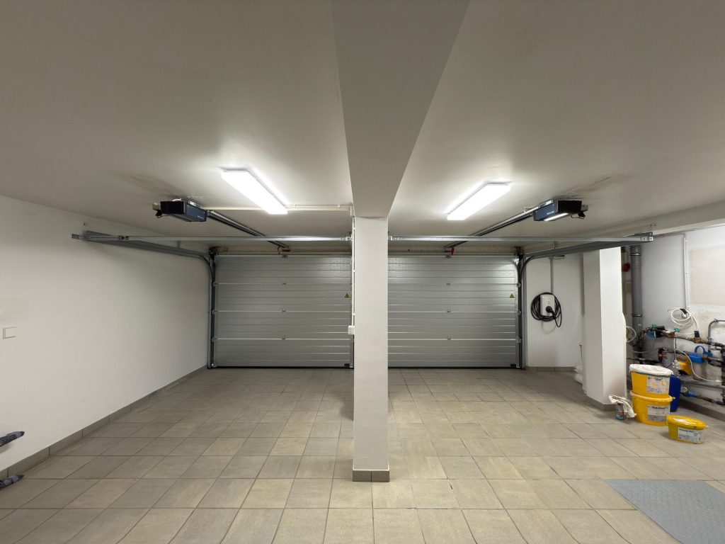 Réalisation porte de garage – Fermé-Lux Luxembourg