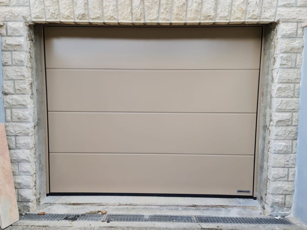 Réalisation porte de garage – Fermé-Lux Luxembourg