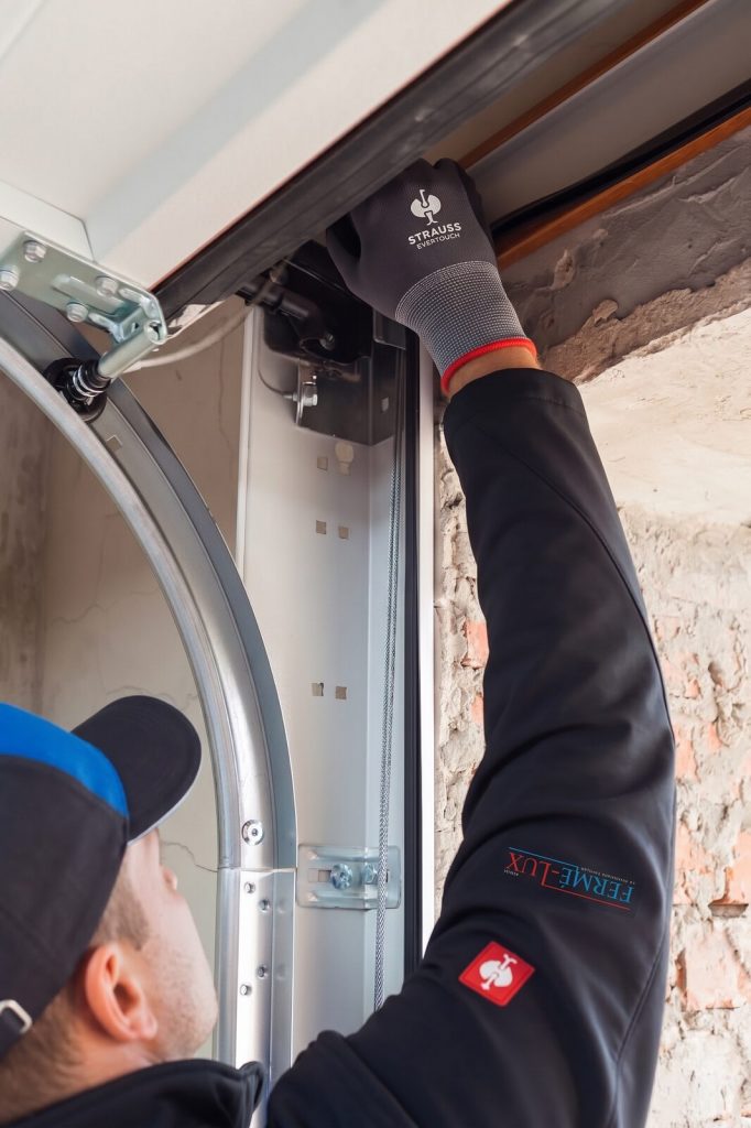 Réparation de portes de garage habitat – Fermé-Lux Luxembourg